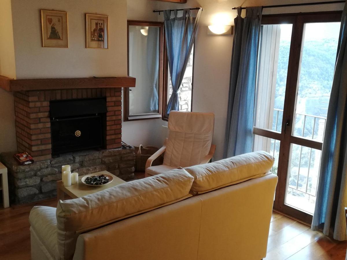 Coqueto Apartamento Duplex En Roda de Isábena Екстериор снимка